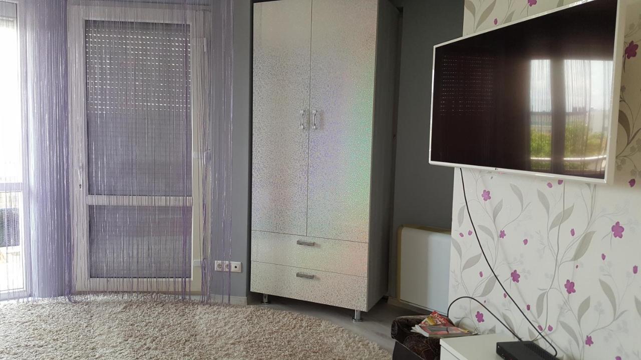 Paris-Lux. Lejlighed Hajdúszoboszló Eksteriør billede